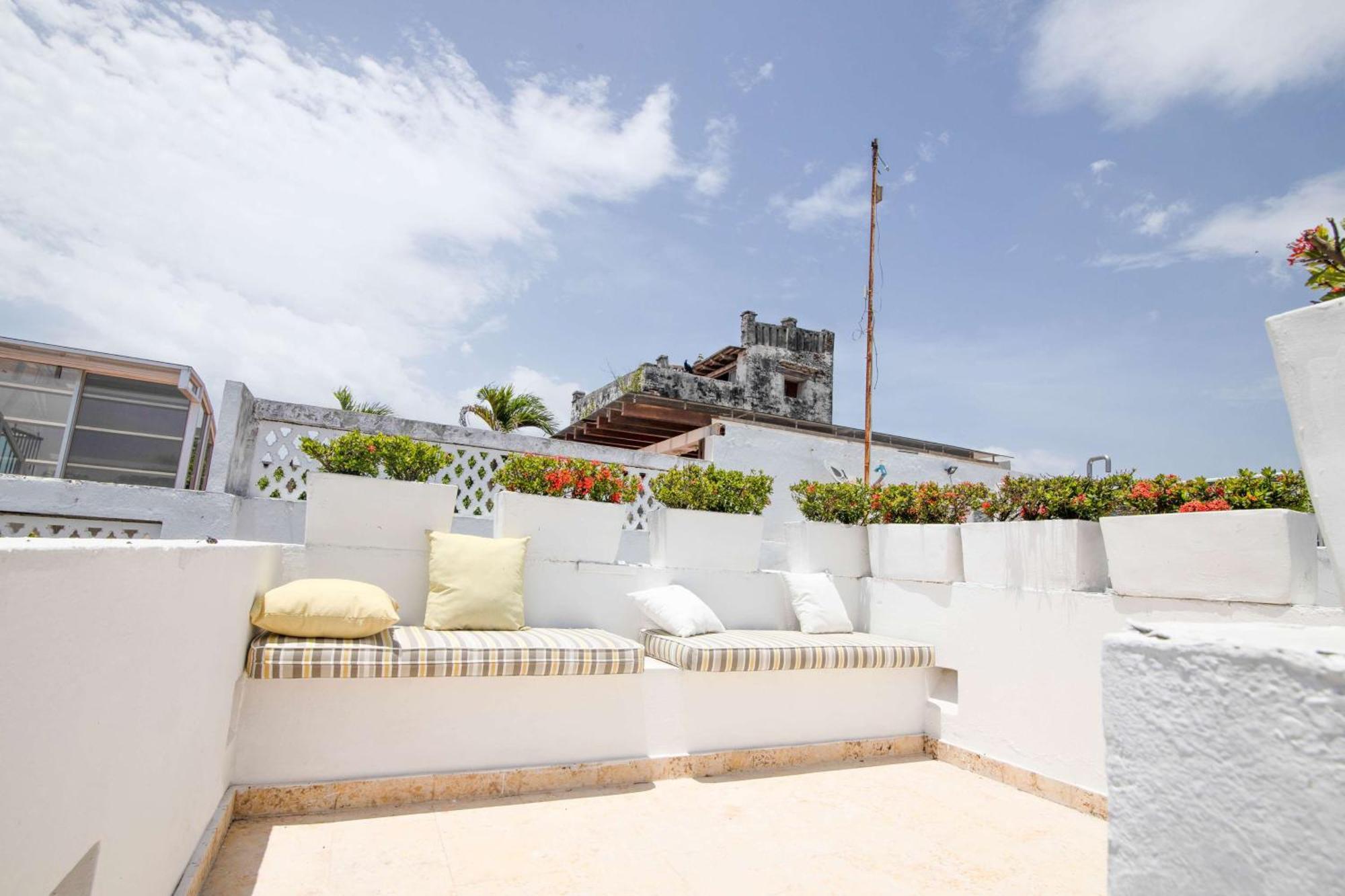 Nacar Hotel Cartagena, Curio Collection By Hilton Bagian luar foto