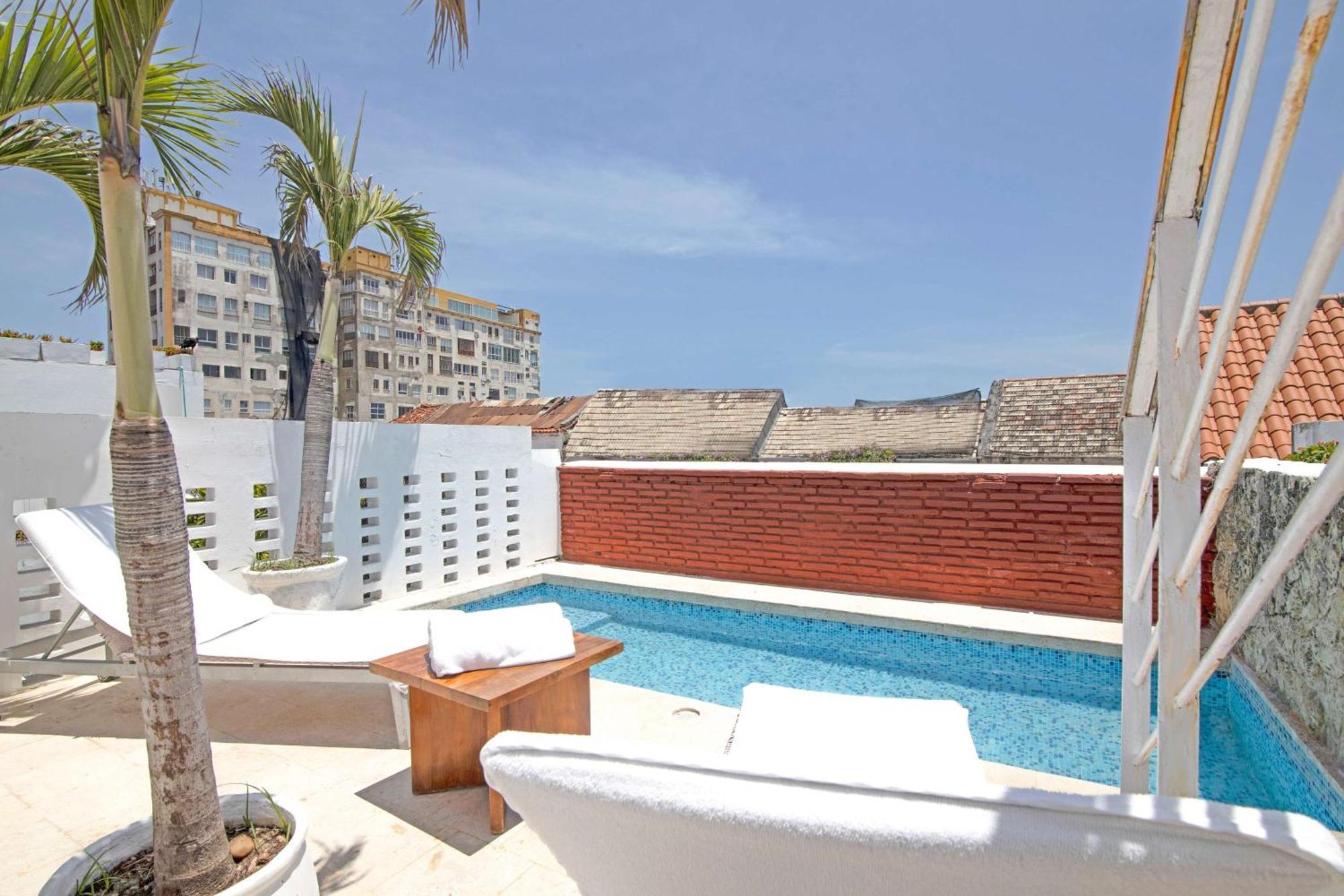 Nacar Hotel Cartagena, Curio Collection By Hilton Bagian luar foto