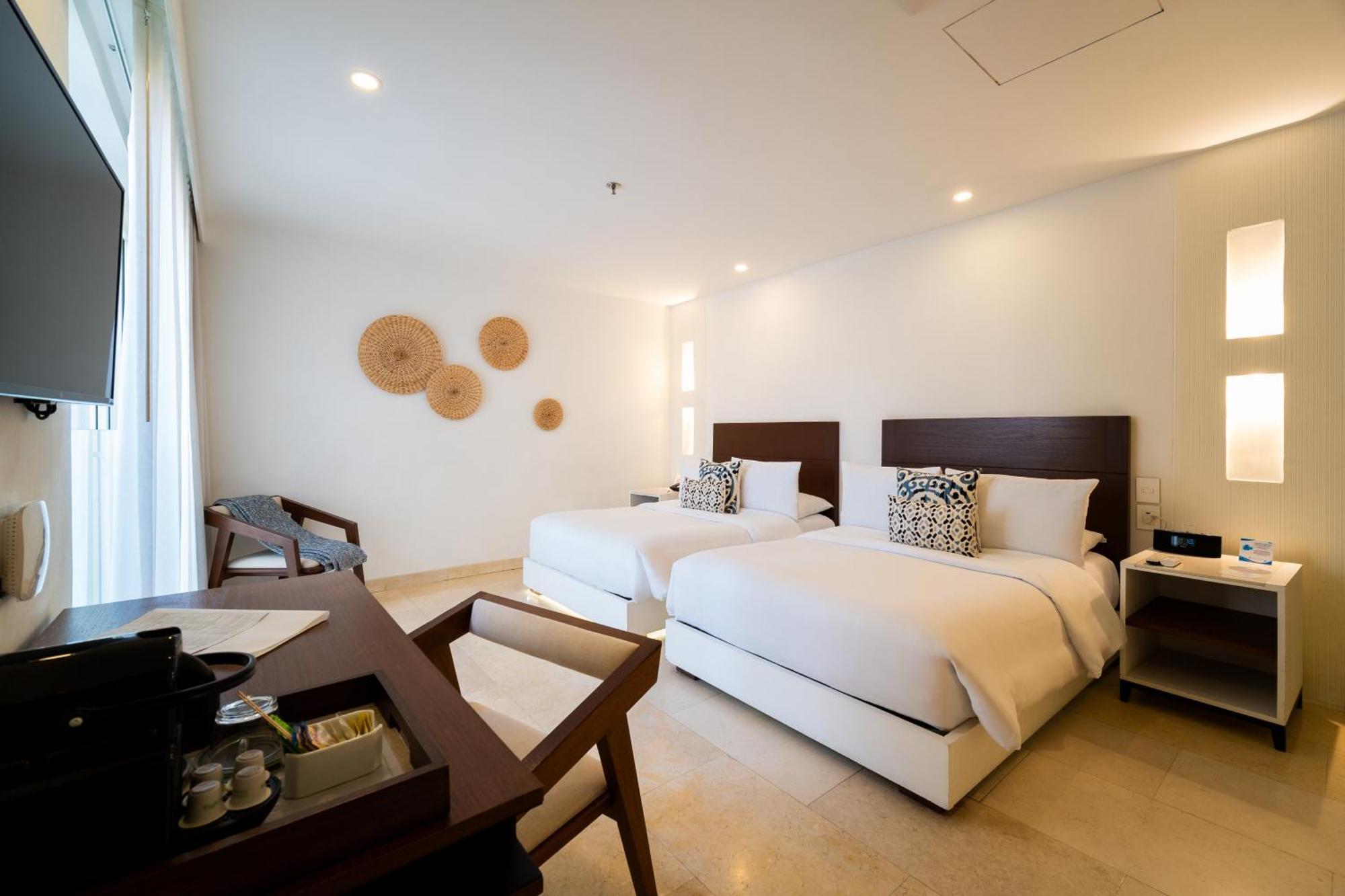 Nacar Hotel Cartagena, Curio Collection By Hilton Bagian luar foto