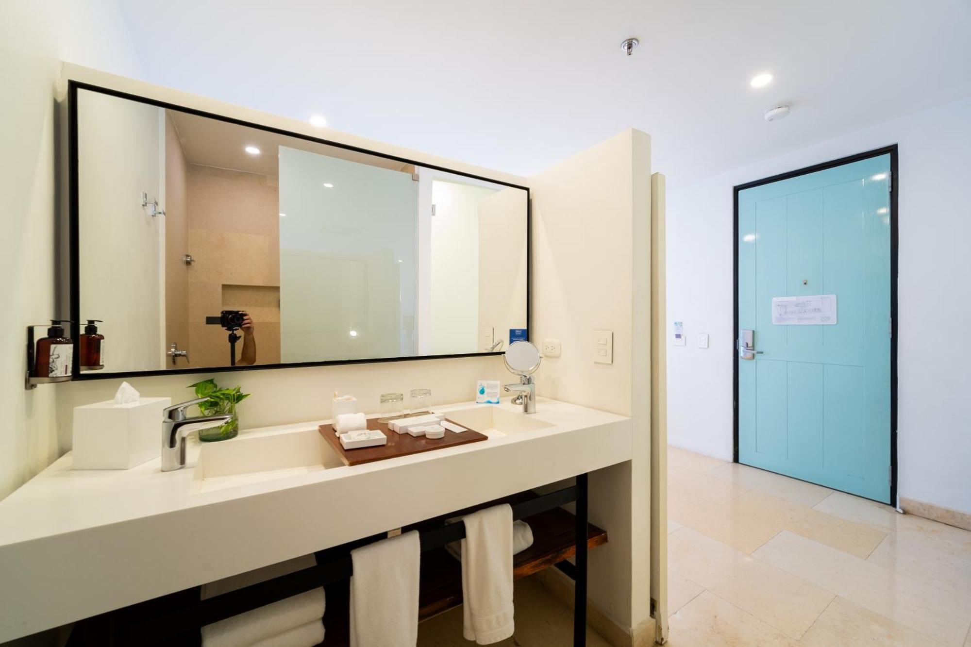Nacar Hotel Cartagena, Curio Collection By Hilton Bagian luar foto