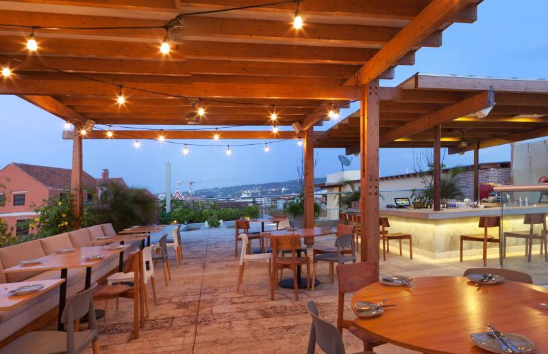 Nacar Hotel Cartagena, Curio Collection By Hilton Bagian luar foto